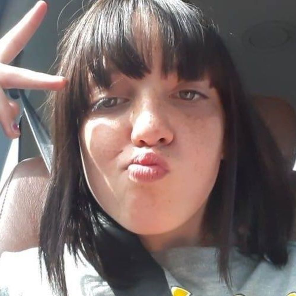 Meet your Posher, Kora